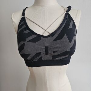 Black and Gray Women's Sports Bra